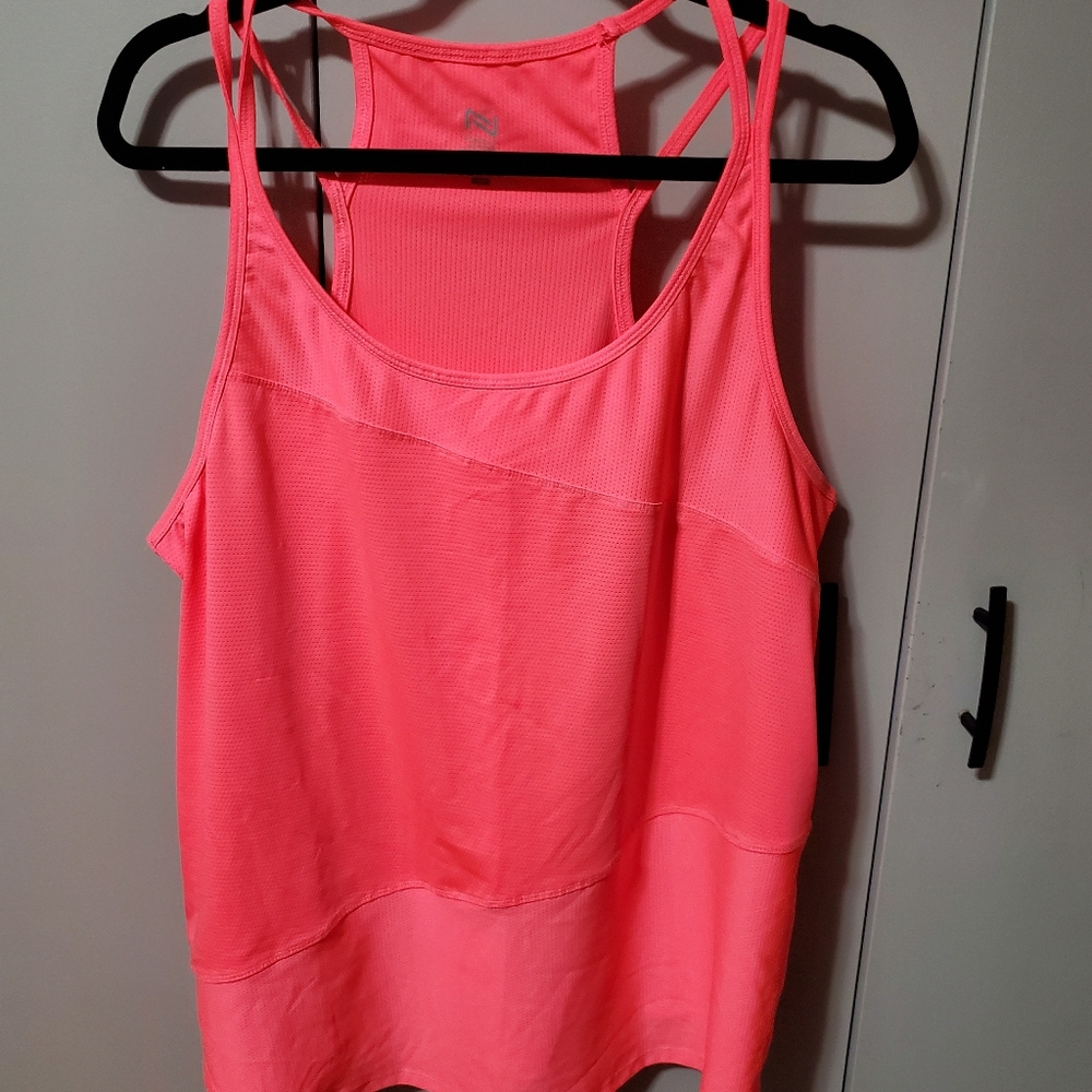 Workout top